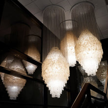 Carregar imagem no visualizador da galeria, Sdafa Shell Chandelier
