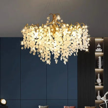 Carregar imagem no visualizador da galeria, Sekhmet Indoor Chandelier
