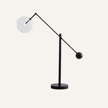 Carregar imagem no visualizador da galeria, Serein Table Lamp
