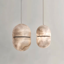 Carregar imagem no visualizador da galeria, Shena Alabaster Pendant Light
