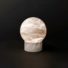 Cargar imagen en el visor de la galería, Shumu Alabaster Table Lamp
