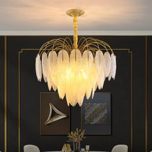 Carregar imagem no visualizador da galeria, Shutaf Chandelier
