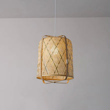 Cargar imagen en el visor de la galería, Sisai Pendant Light
