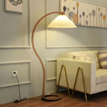 Carregar imagem no visualizador da galeria, Skiastro Floor Lamp
