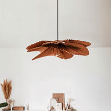 Carregar imagem no visualizador da galeria, Skiva Pendant Light
