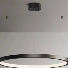 Carregar imagem no visualizador da galeria, Solas Round Chandelier
