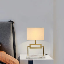 Load image into Gallery viewer, Sollys Table Lamp
