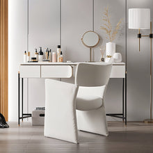 Carregar imagem no visualizador da galeria, Sopha Accent Chair
