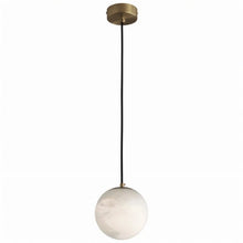 Cargar imagen en el visor de la galería, Sphaera Alabaster Pendant Light
