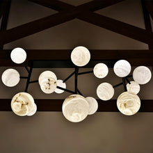 Load image into Gallery viewer, Sphaira Alabaster Pendant Light
