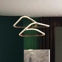 Load image into Gallery viewer, Svetilo Indoor Chandelier
