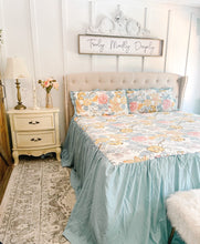 Load image into Gallery viewer, Sydney 3 Piece Bedspread Set
