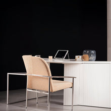 Carregar imagem no visualizador da galeria, Sylvan Accent Chair
