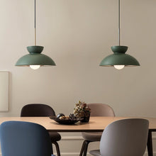 Carregar imagem no visualizador da galeria, Tabitha Pendant Light
