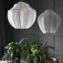 Load image into Gallery viewer, Tansa Pendant Light
