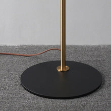 Carregar imagem no visualizador da galeria, Tenebria Floor Lamp
