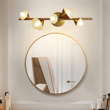 Cargar imagen en el visor de la galería, Teryna Wall Lamp
