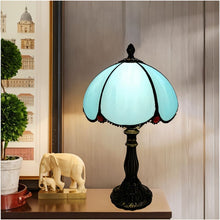 Cargar imagen en el visor de la galería, Tiffany Table Lamp
