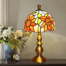 Carregar imagem no visualizador da galeria, Tiffany Table Lamp EU - Open Box
