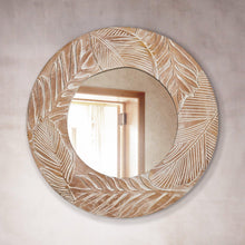 Carregar imagem no visualizador da galeria, Traditioanl Wood Round Mirror Wall Decor
