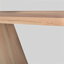 Carregar imagem no visualizador da galeria, Trai Wooden Table
