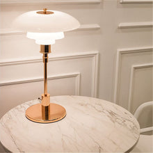 Carregar imagem no visualizador da galeria, Triana Table Lamp
