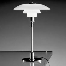 Carregar imagem no visualizador da galeria, Triana Table Lamp
