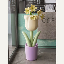 Load image into Gallery viewer, Tulipa Floor Figurine
