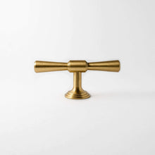 Carregar imagem no visualizador da galeria, Tuxedo Knob, Solid Brass Cabinet Knob
