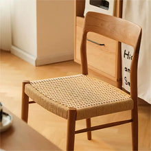 Carregar imagem no visualizador da galeria, Vairam Dining Chair
