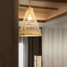 Carregar imagem no visualizador da galeria, Vamsa Pendant Light
