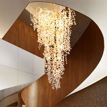 Carregar imagem no visualizador da galeria, Velora Long Staircase Chandelier
