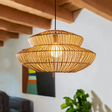 Cargar imagen en el visor de la galería, Veta Pendant Light
