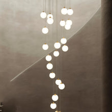 Carregar imagem no visualizador da galeria, Vibha Round Chandelier
