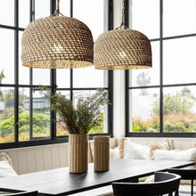 Cargar imagen en el visor de la galería, Walha Pendant Light
