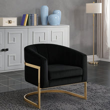 Carregar imagem no visualizador da galeria, Wayeb Accent Chair
