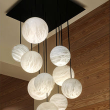 Carregar imagem no visualizador da galeria, Yue Alabaster Customizeable Chandelier
