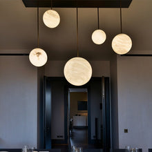 Carregar imagem no visualizador da galeria, Yue Alabaster Customizeable Chandelier
