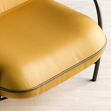 Carregar imagem no visualizador da galeria, Zarif Accent Chair
