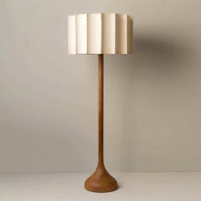 Carregar imagem no visualizador da galeria, Zasta Floor Lamp
