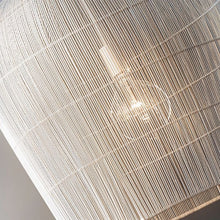 Cargar imagen en el visor de la galería, Zuri Pendant Light
